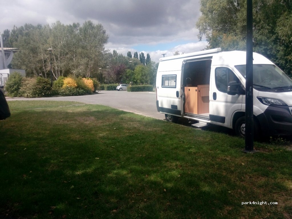 (36700) Châtillon-sur-Indre - Rue du Pré de Foire — foto 2