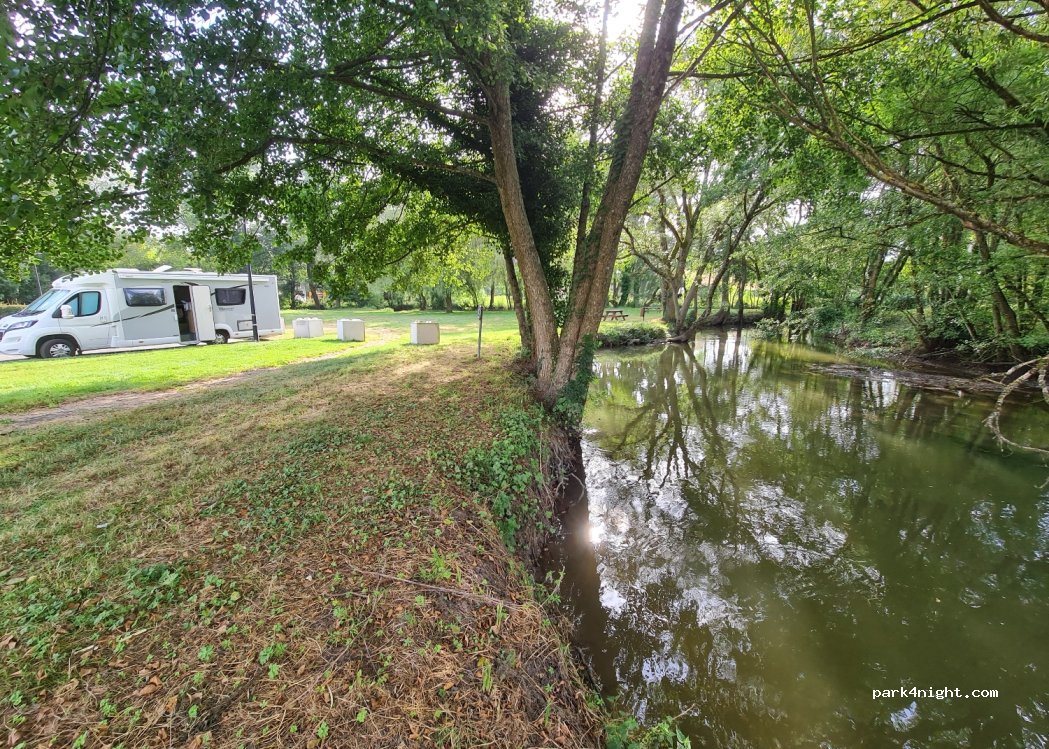 (36700) Châtillon-sur-Indre - Rue du Pré de Foire — foto 4