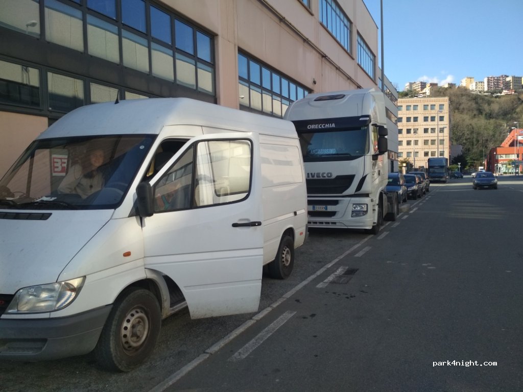 (16152) Genova - 48 Via Bagnasco — foto 2