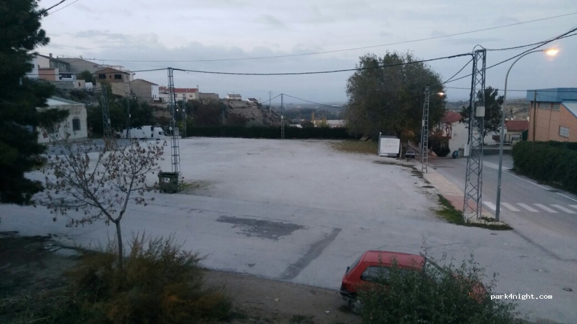 (18810) Caniles - 28 Calle Fuerte — foto 3