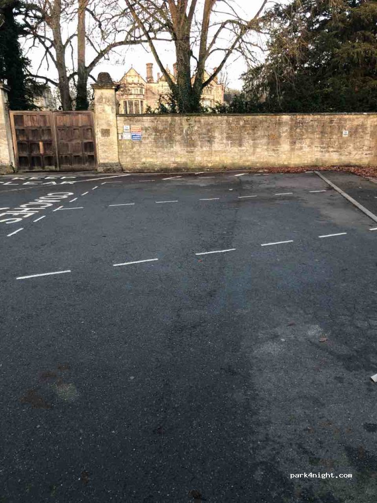 (OX18 4SG) Burford - Priory Ln — foto
