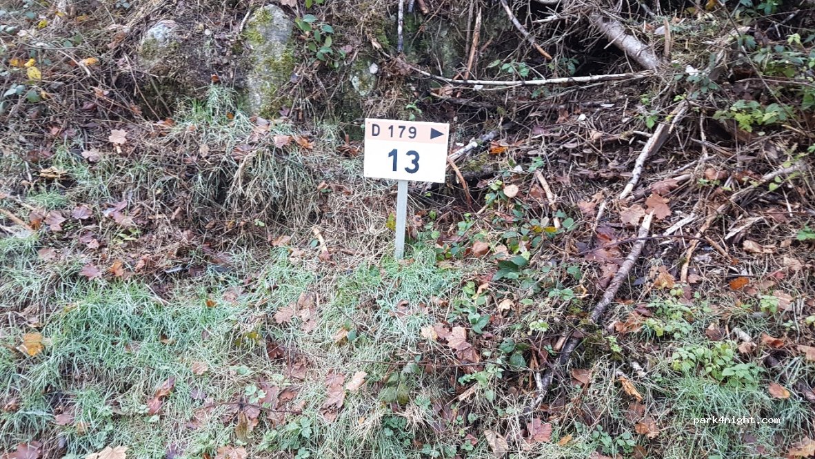 (71550) Roussillon-en-Morvan - D179 — foto 2