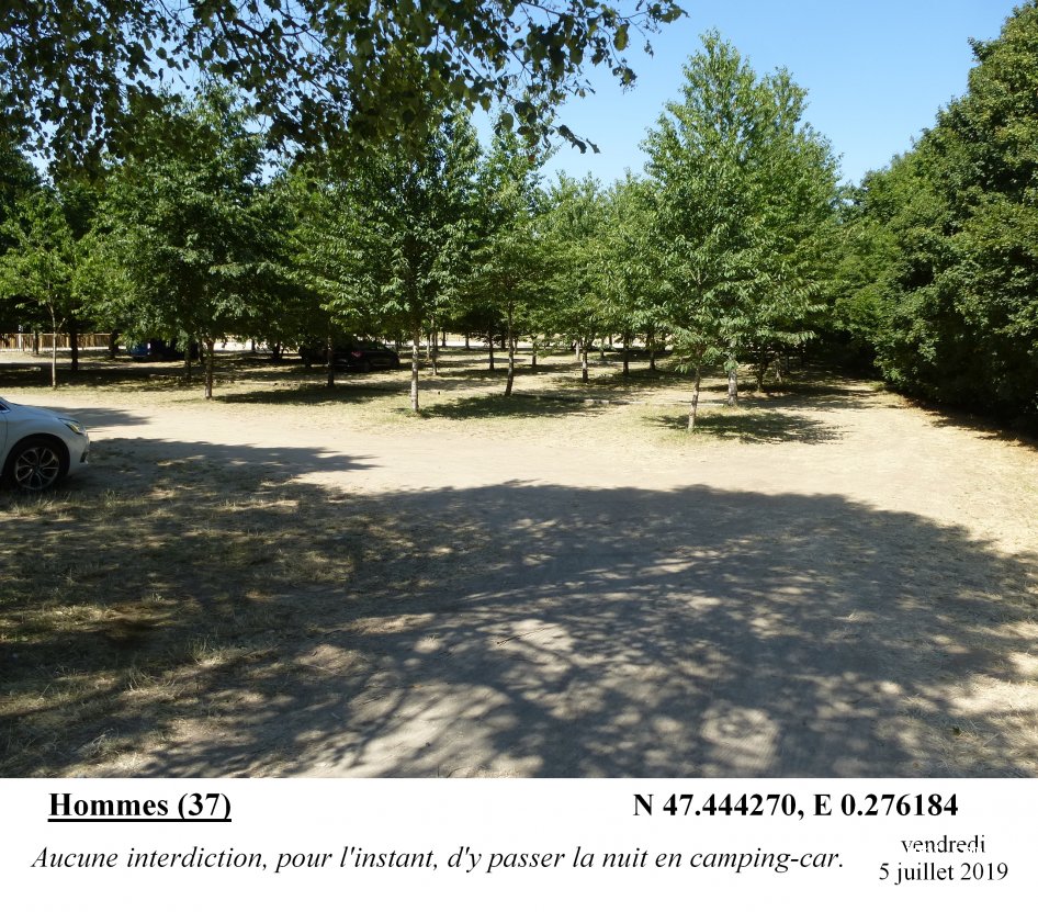(37340) Hommes - Unnamed Road — foto 2