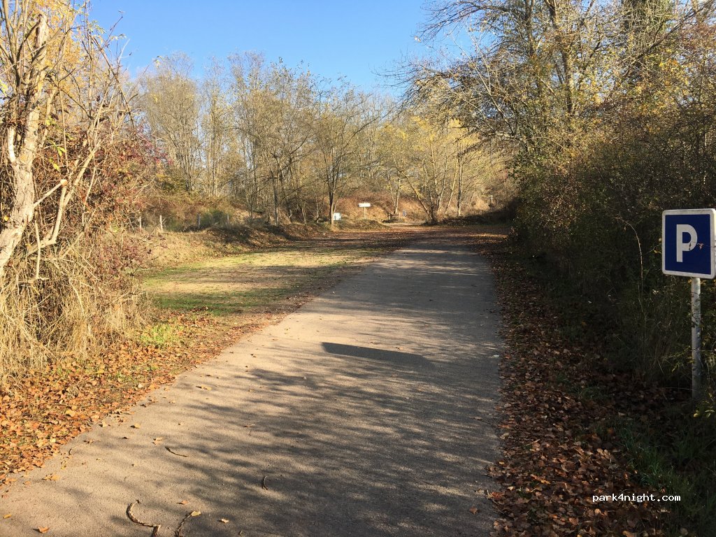 (18300) Thauvenay - Unnamed Road — foto