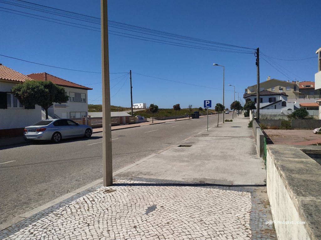 (3885-415) Esmoriz - 1525 Avenida Doutor Fernando Raimundo Rodrigues — foto