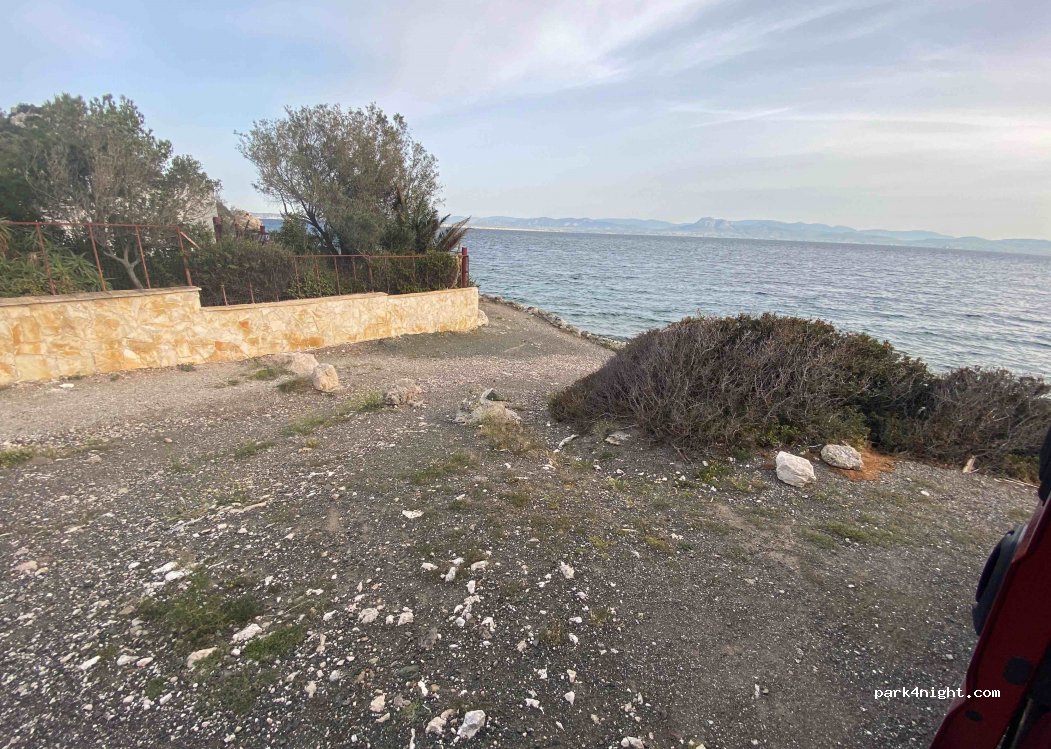 (203 00) Limni Vouliagmenis - — foto 2