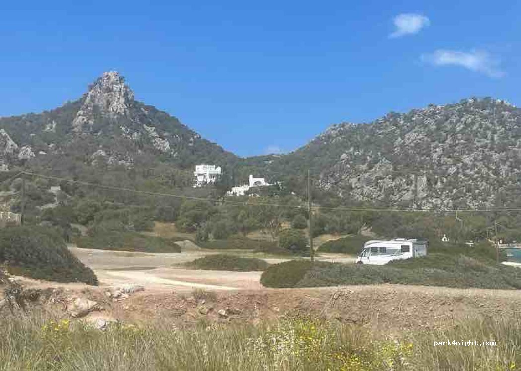 (203 00) Limni Vouliagmenis - — foto 3