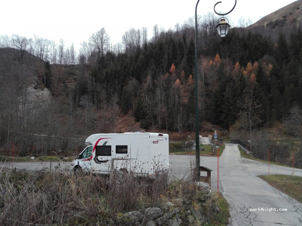 (73440) Saint-Martin-de-Belleville - Unnamed Road — foto 3