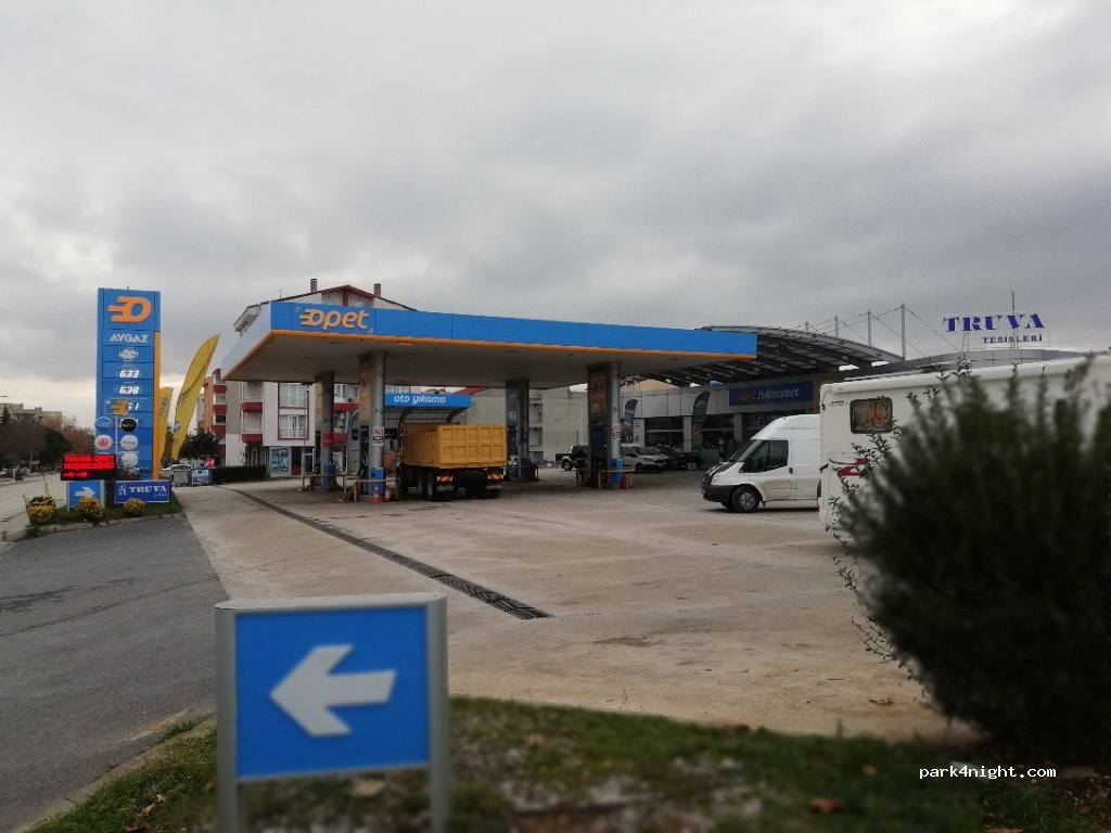(17900) Eceabat - Atatürk Caddesi — foto 2