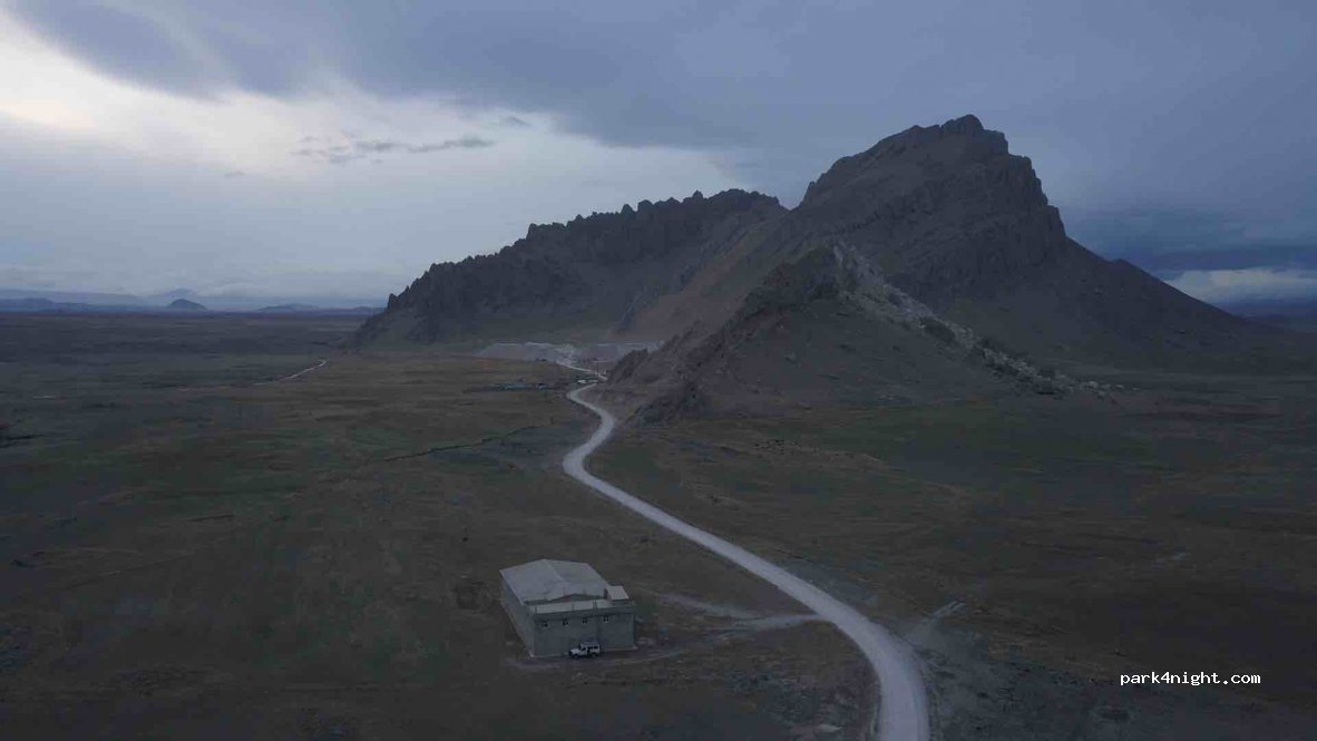 (04400) Köyü - Unnamed Road — foto 2