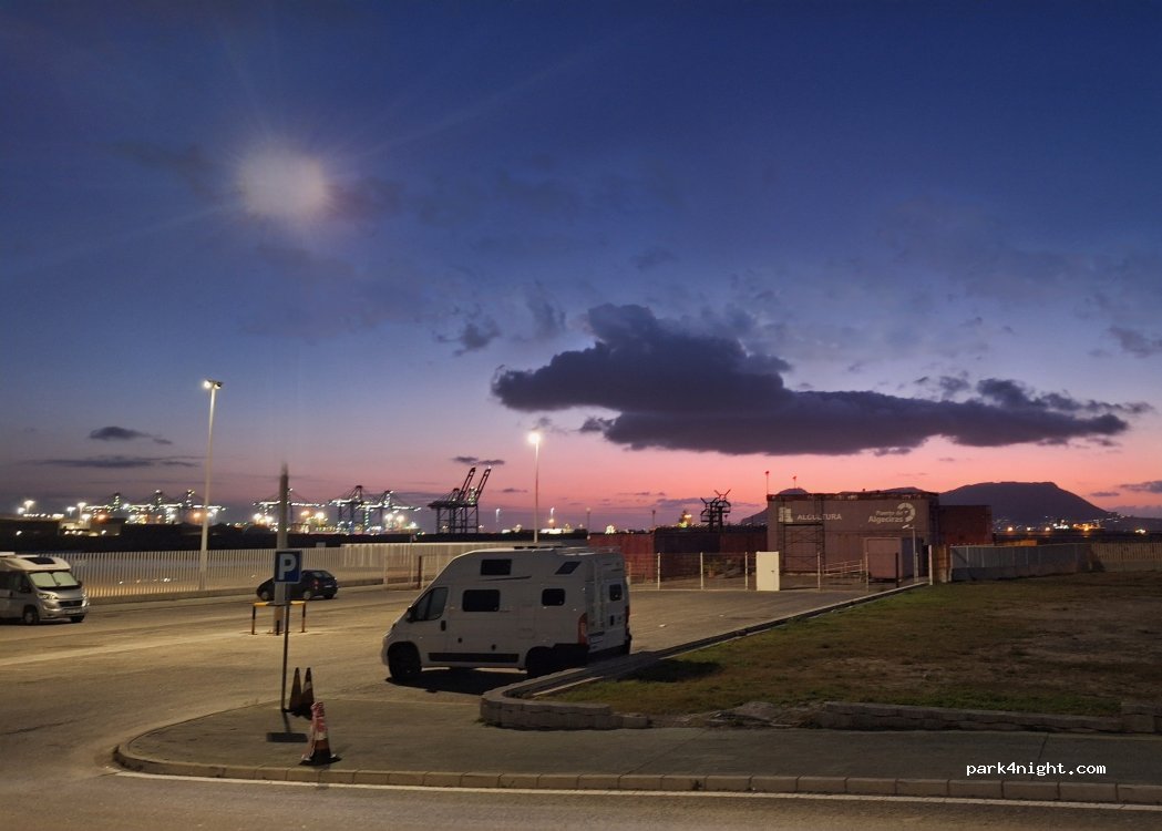 (11207) Algeciras - 43 Calle Rosa de los Vientos — foto 4