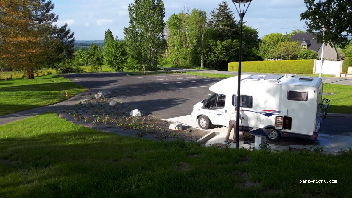 (53240) La Baconnière - 5000F Route de Saint-Germain — foto 2