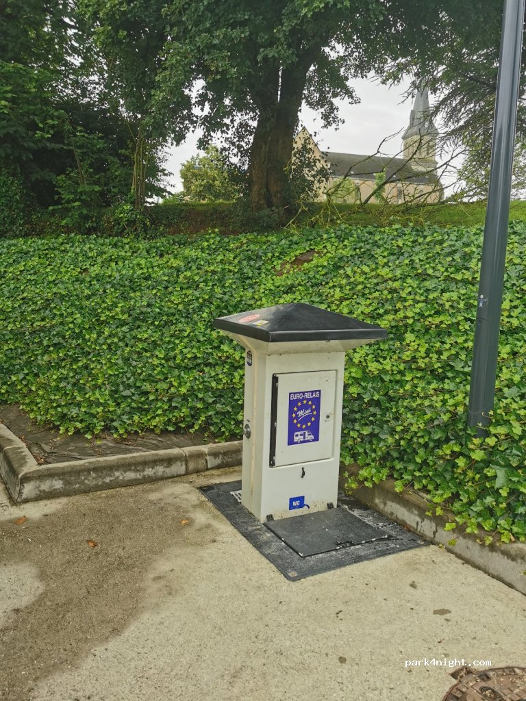(53240) La Baconnière - 5000F Route de Saint-Germain — foto 3