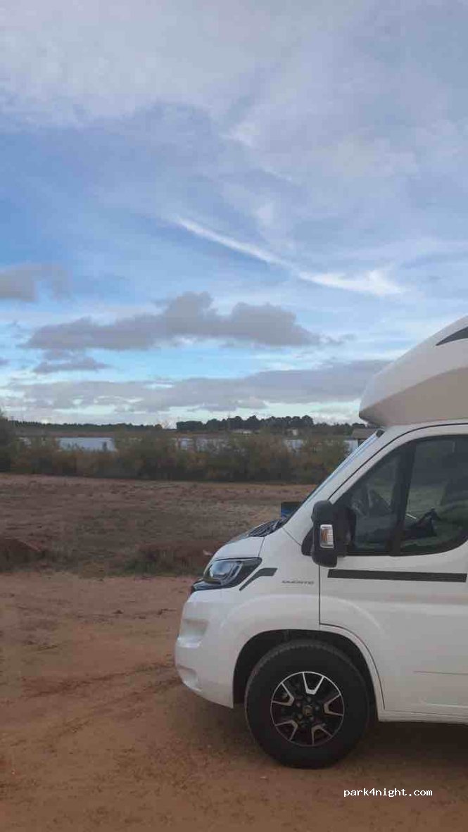 (45730) Villafranca de los Caballeros - Unnamed Road — foto