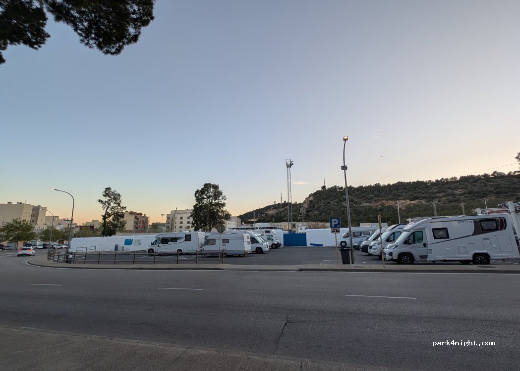 Aparcament autocaravanes La Ràpita — foto 4