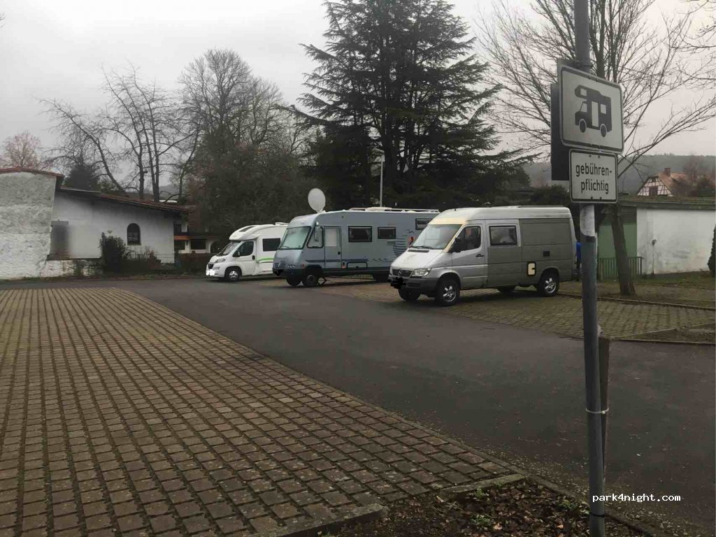 Wohnmobilstellplatz Bad König — foto 2