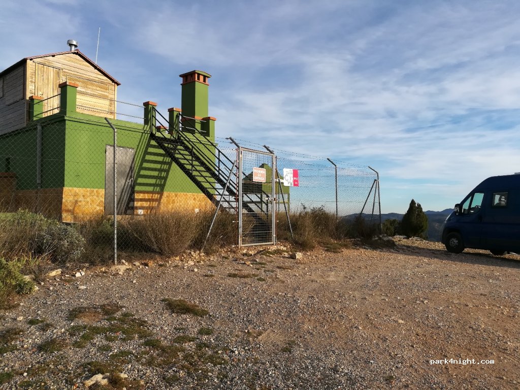 (12448) Montanejos - Unnamed Road — foto