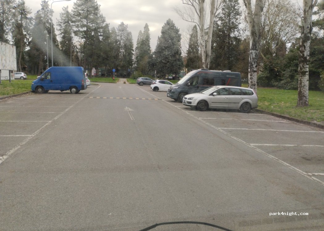 (41012) Carpi - 4 Via Peruzzi Baldassare — foto