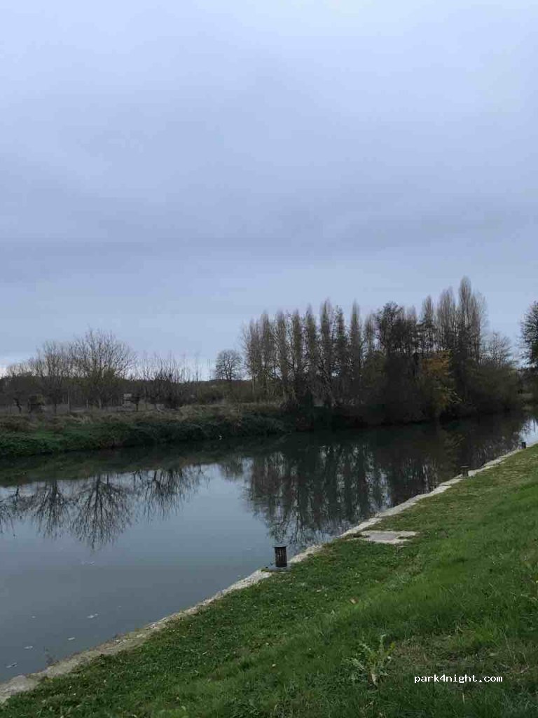 (32310) Valence-sur-Baïse - Unnamed Road — foto 3