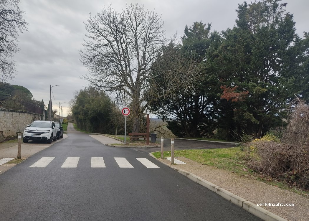 (32310) Valence-sur-Baïse - 1 Rue Grande Rue — foto 3