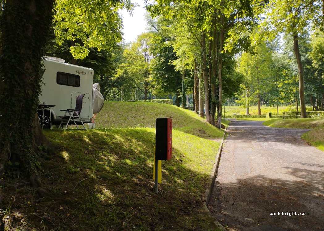 Camping Municipal Parc du Château — foto 2
