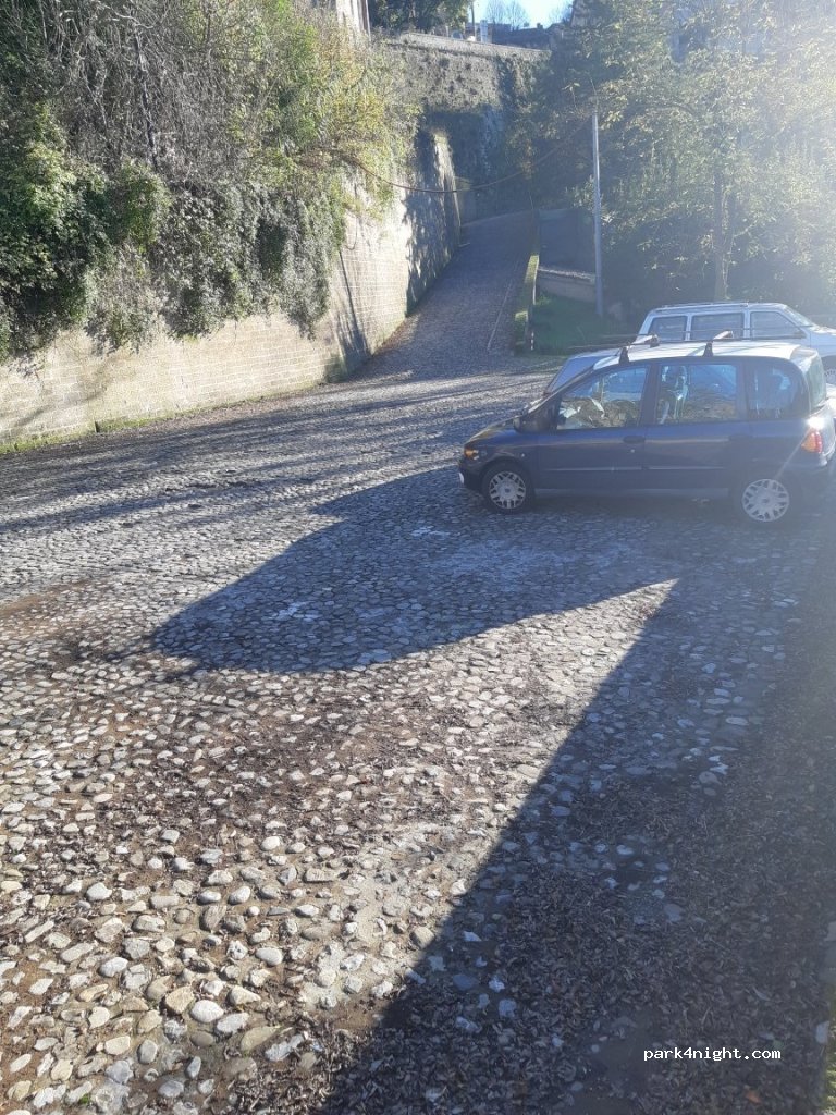 (58010) Sorano - 25 Via del Borgo — foto