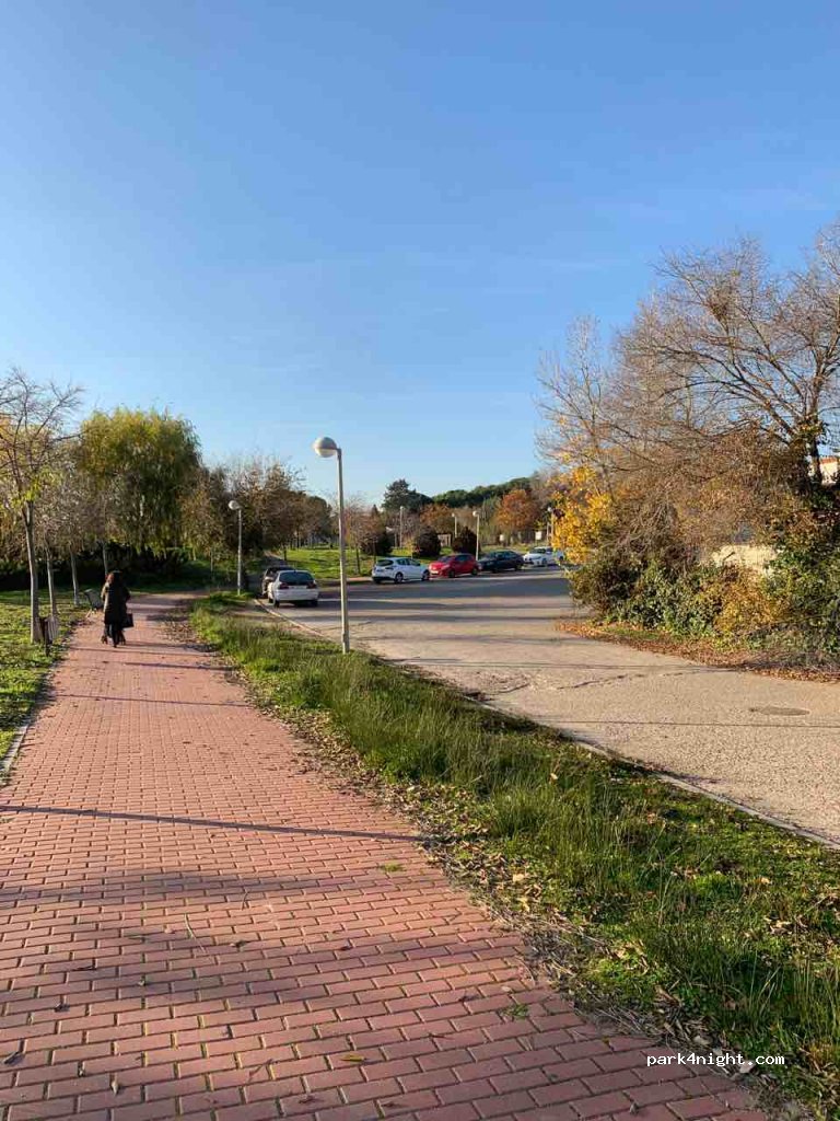 (28050) Madrid - 13 Camino Arroyo de Valdebebas — foto
