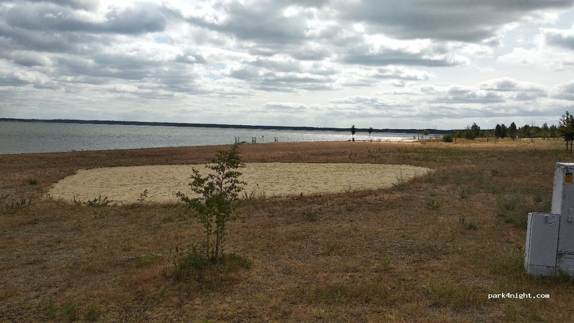 (02943) Boxberg / Oberlausitz - Uhyst, Parkplatz am Strand — foto 2