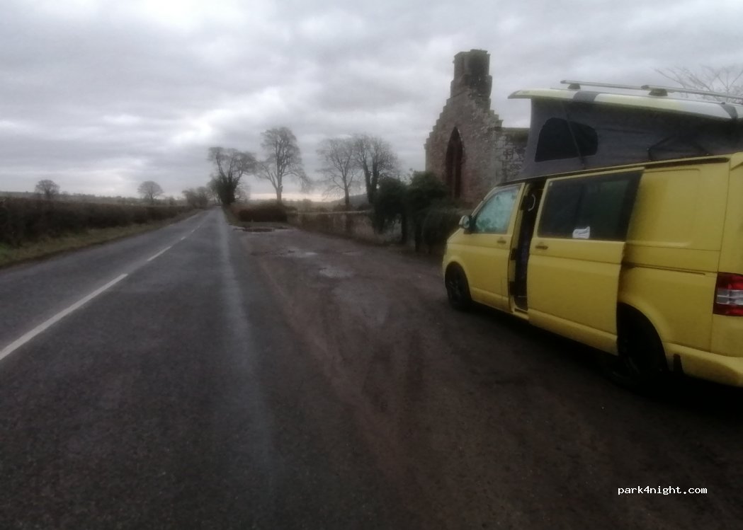 (DG11 3JQ) Ecclefechan - 4 Hoddom Cross — foto
