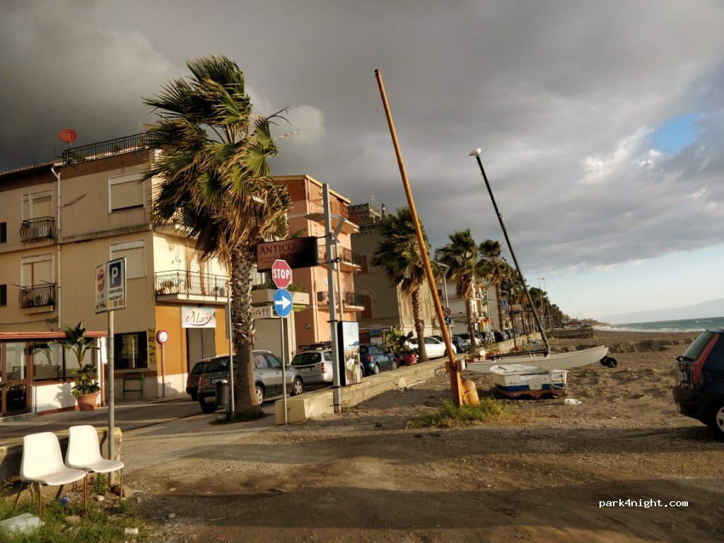 (98037) Letojanni - 14 Via Armando Diaz — foto 2