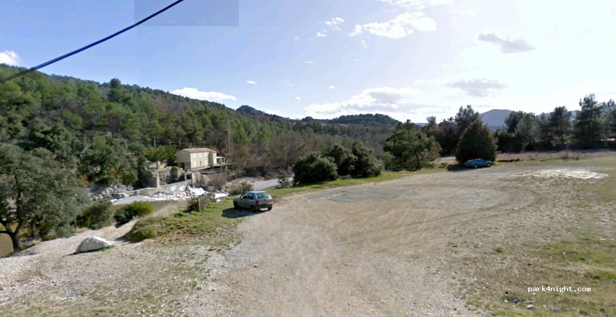 (84340) Entrechaux - Route de Faucon — foto