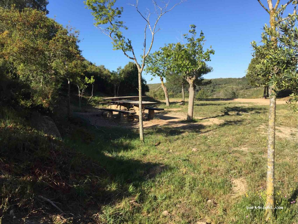 (43716) Albinyana - Unnamed Road — foto