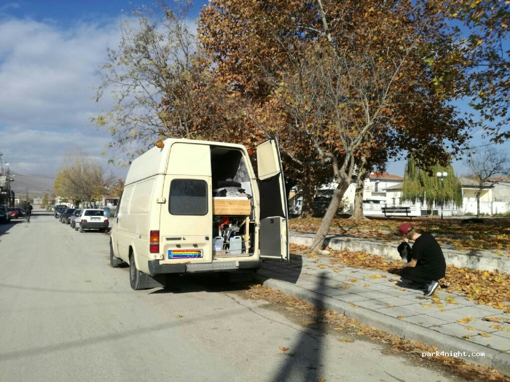 (415 00) Mandra - Unnamed Road — foto