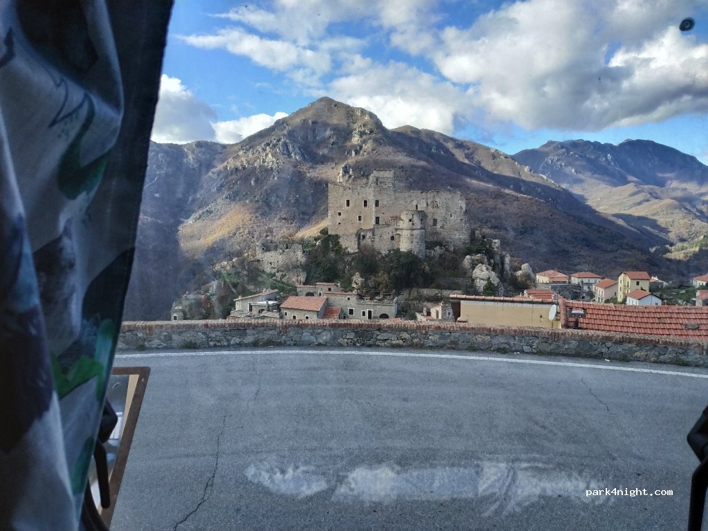 (17034) Castelvecchio di Rocca Barbena - 100 Via Provinciale — foto 2