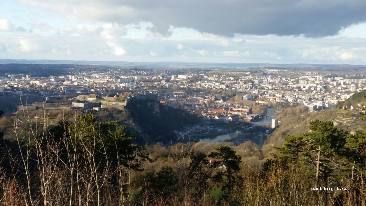 (25000) Besançon - 96 Chemin de la Chapelle des Buis — foto