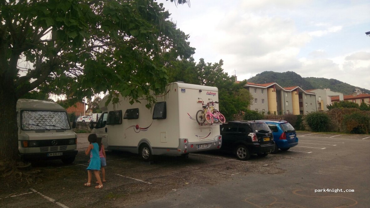 (09000) Foix - 4 Rue de la Vigne — foto