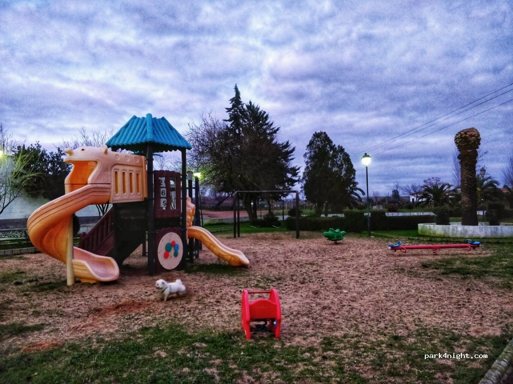 (06486) La Nava de Santiago - 26 Avenida de la Laguna — foto 3