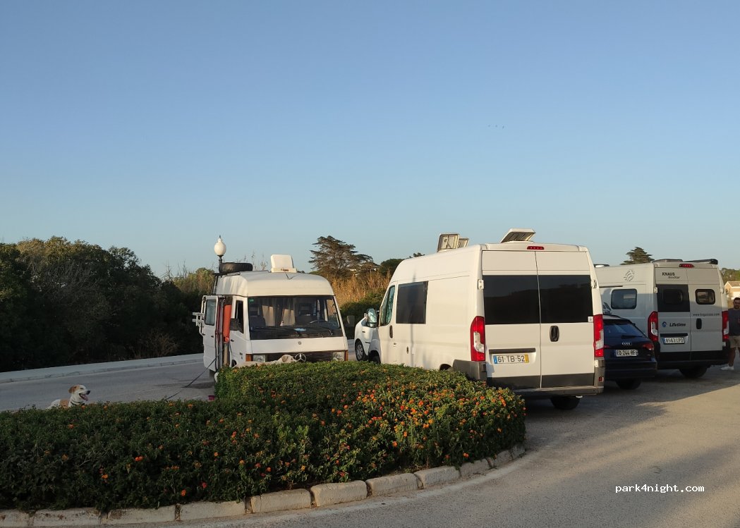 (11149) Conil de la Frontera - Avenida de Extremadura — foto 3