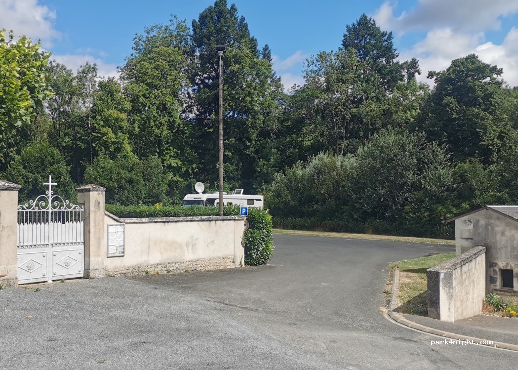 (41400) Faverolles-sur-Cher - 4 Rue de l'Église — foto