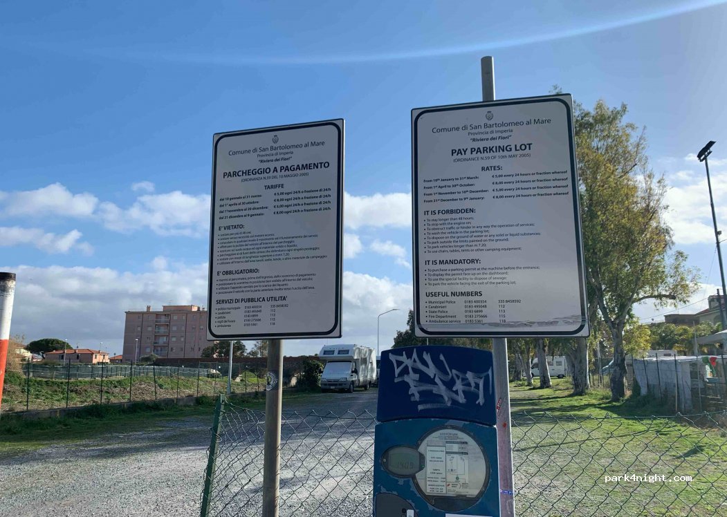 (18016) San Bartolomeo al Mare - 27 Via Alessandro Manzoni — foto