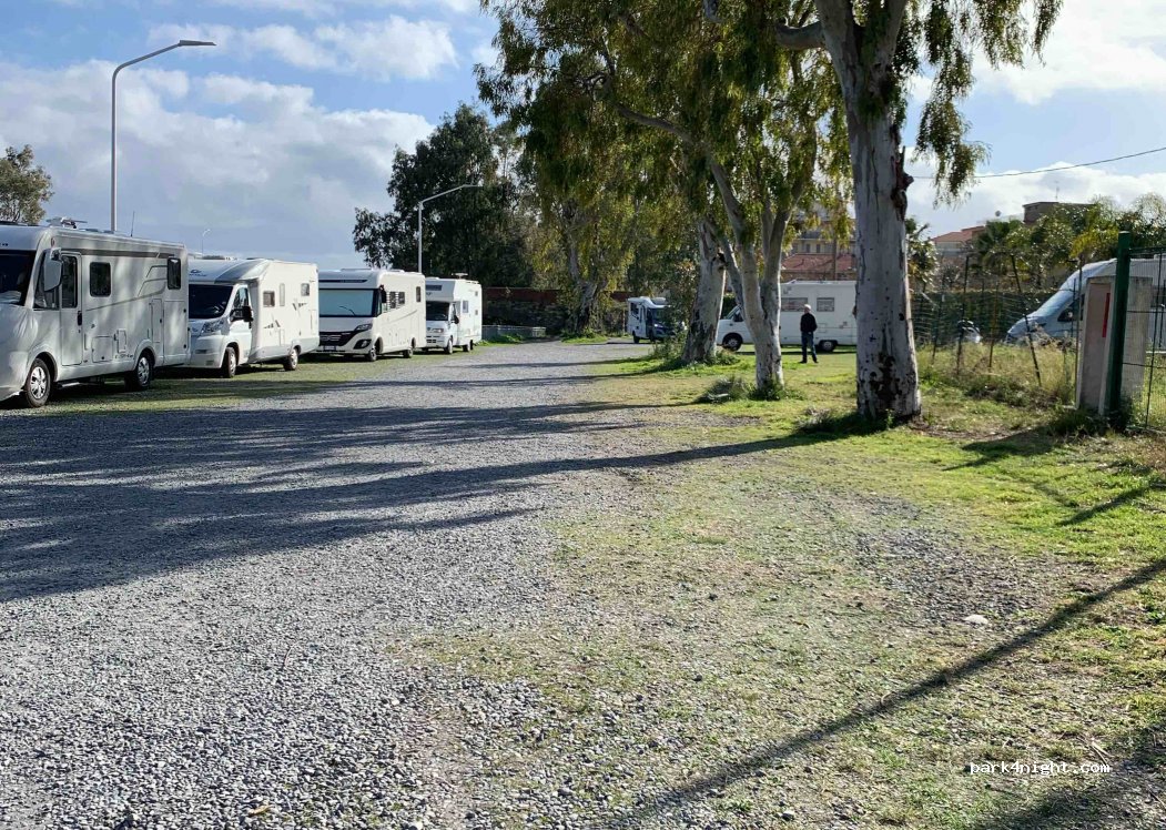 (18016) San Bartolomeo al Mare - 27 Via Alessandro Manzoni — foto 2