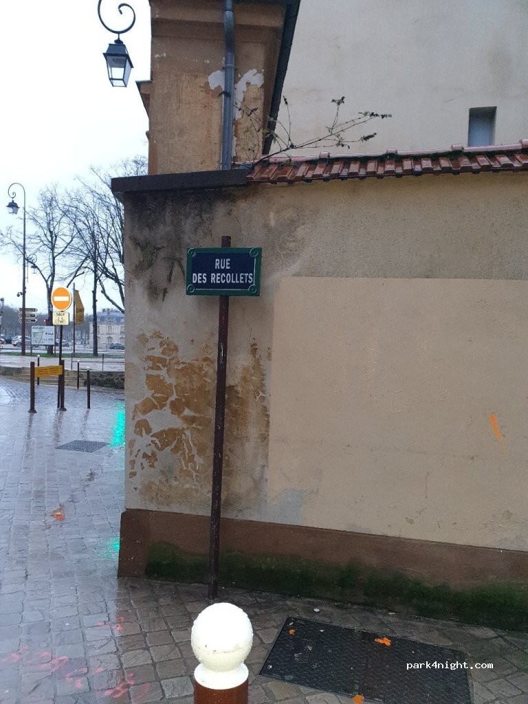 (78000) Versailles - 2 Rue de la Chancellerie — foto 2