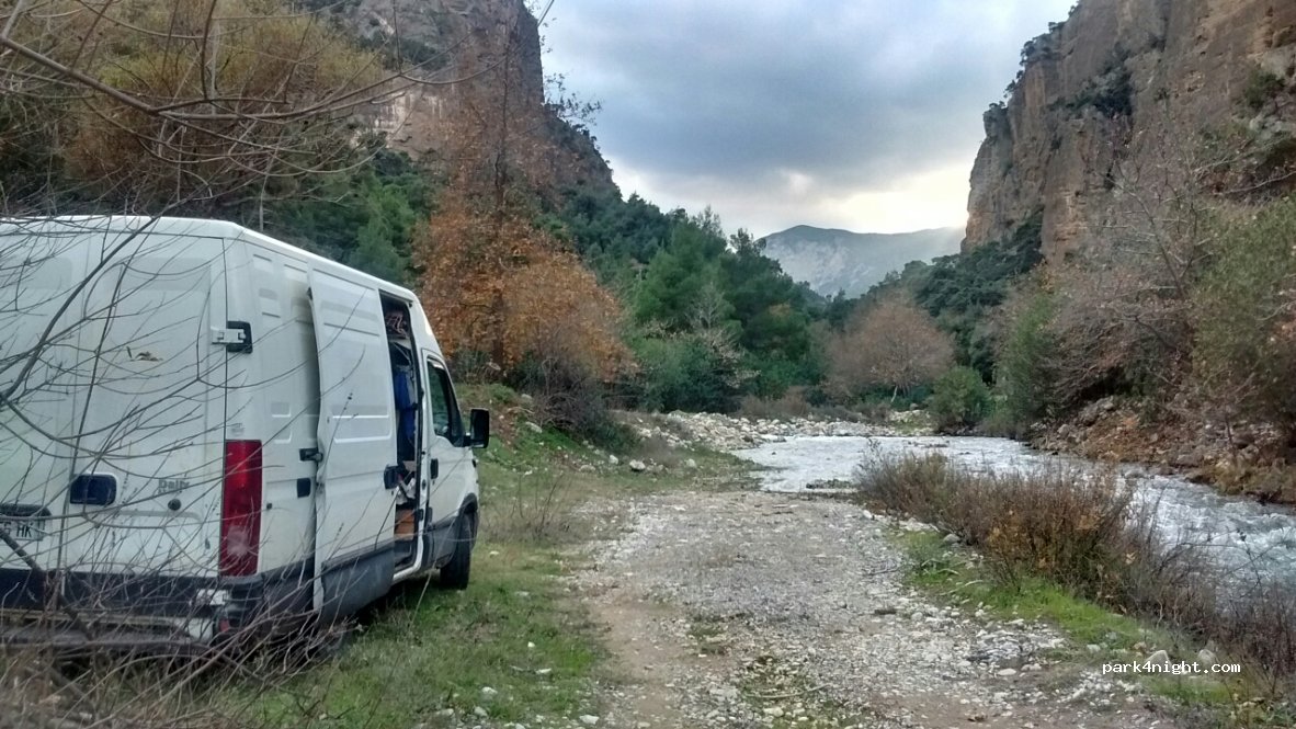 (250 03)  - Vouraikou — foto 2