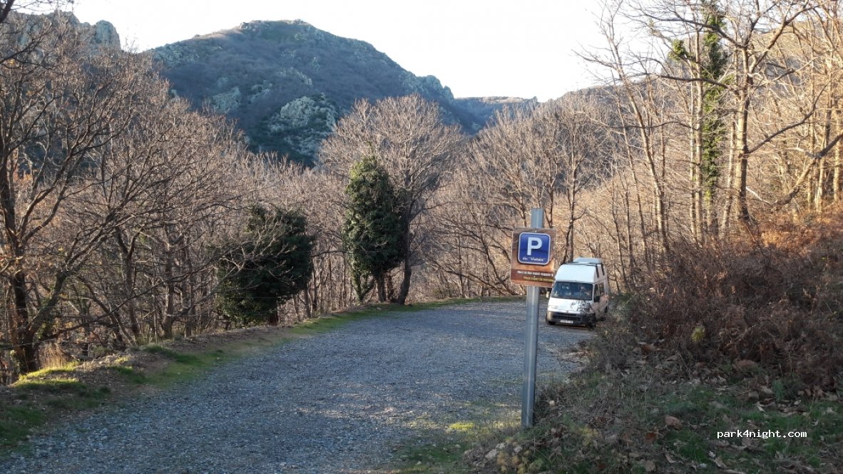 (34390) Mons - Unnamed Road — foto