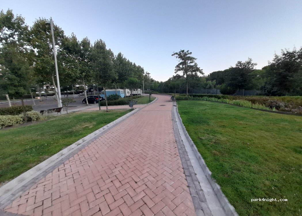 (28223) Pozuelo de Alarcón - 7 Calle del Doctor Raso — foto 3