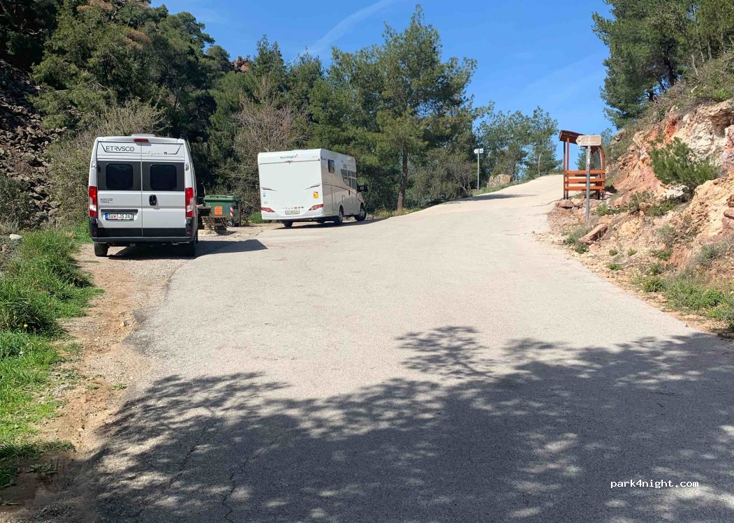 (180 30) Methana - Unnamed Road — foto 3