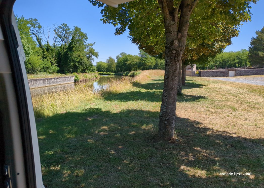 (03490) Diou - 4 Chemin du Haut Perron — foto 4