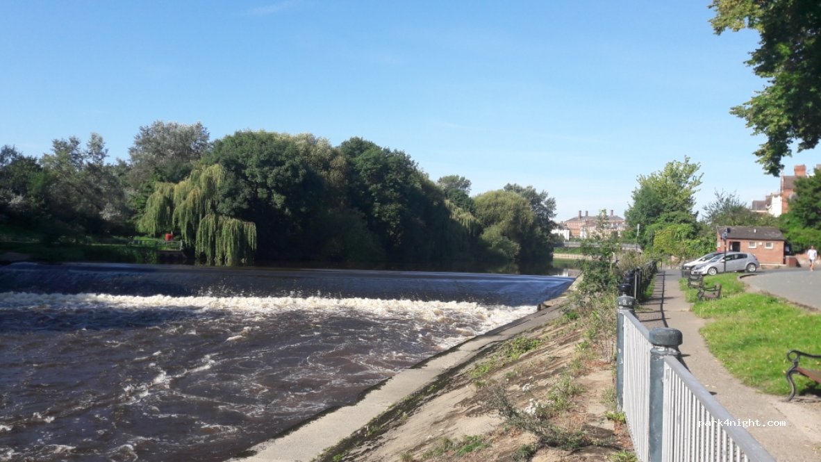(SY2 5EE) Shrewsbury - Newpark Rd — foto 2