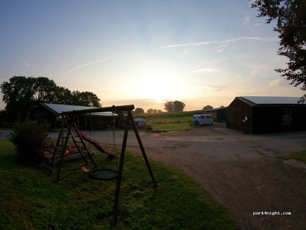 Bauernhof Stellplatz auf Gut Trenthorst — foto 3