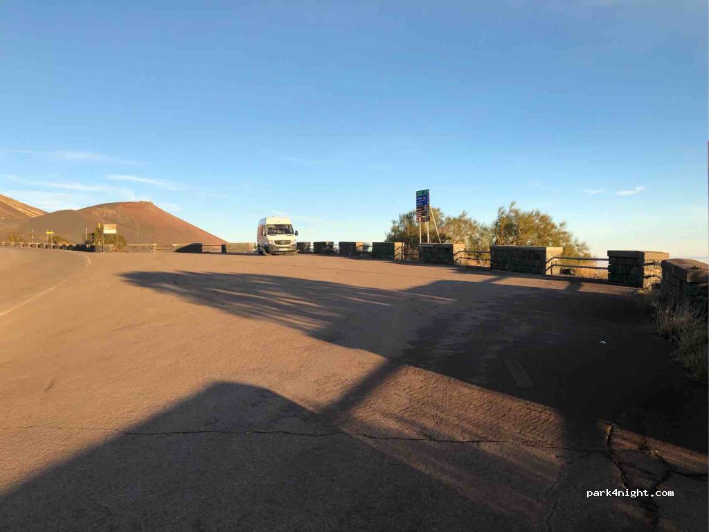 (95032) Nicolosi - 19 Strada Provinciale 92 — foto